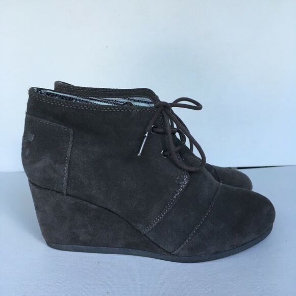 Toms Desert Wedge Size 6.5 Suede Lace Up Ankle Boots Booties Castlerock Gray - Picture 2 of 10